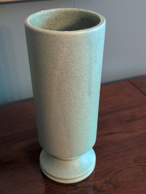 McCoy Floraline 412 Pottery  USA Speckled Ceramic Vase - Seafoam Green Vintage